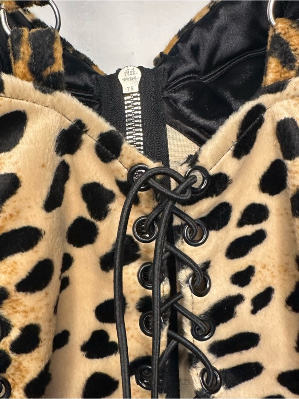 Deviations Dress In Peace Cheetah Bodysuit- Size XS Y2K - Picture 5 of 10